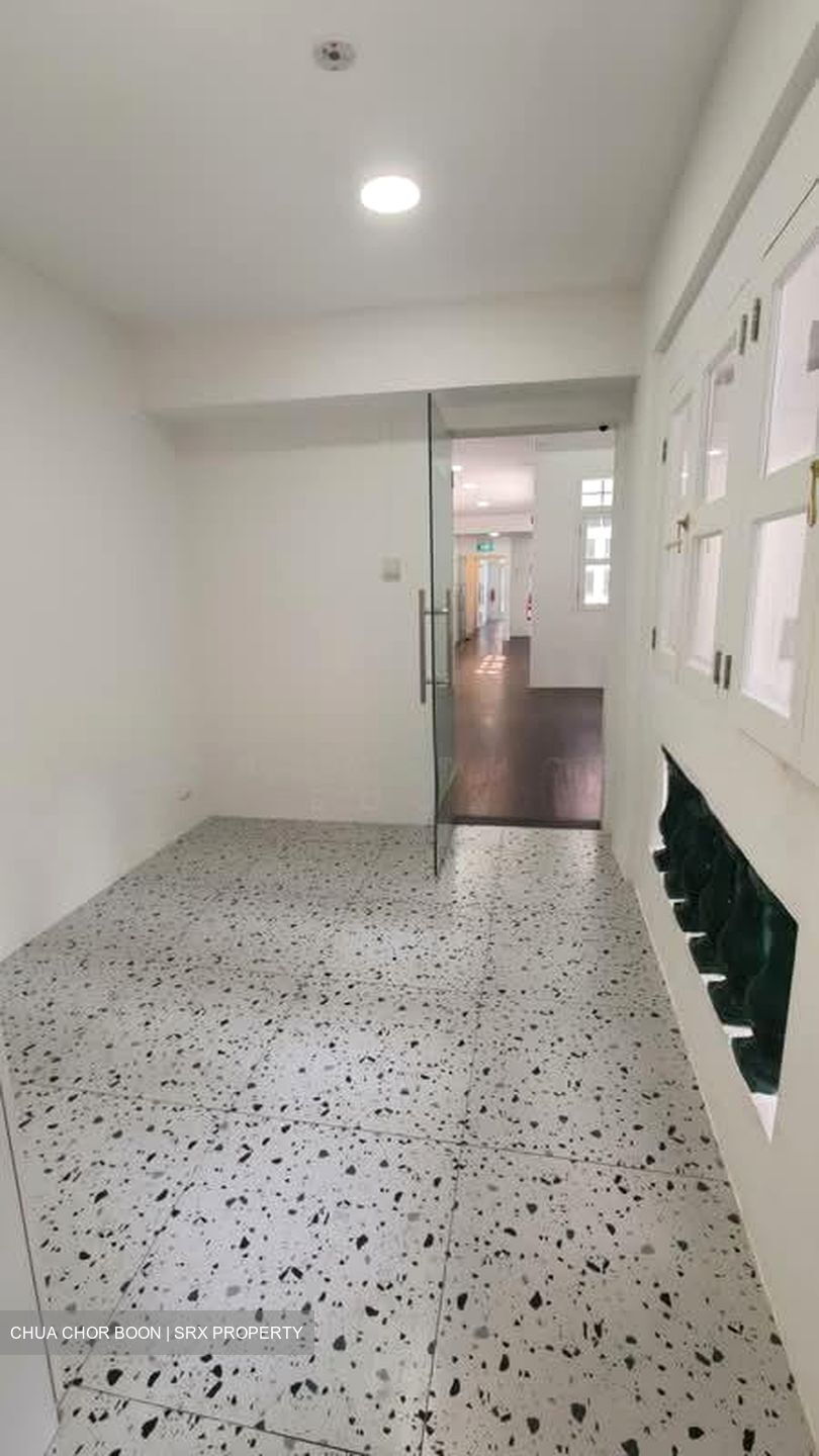 Tras Street (D2), Office #588074391